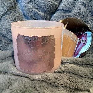 White Barn Crushed Candy Cane Candle - Soft Pink